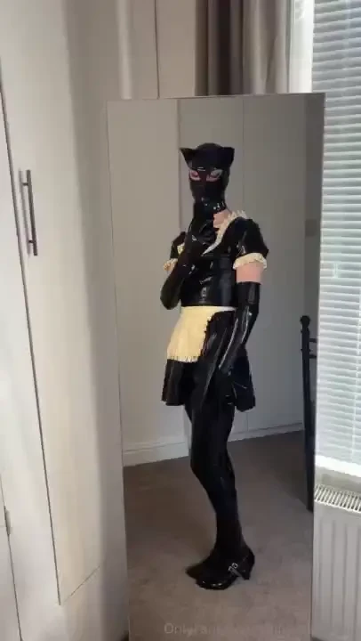 Always love it when there s loads of precum it s like free lube 