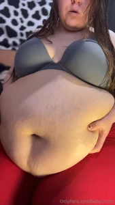 What i m currently looking like today stretch marks are coming in very