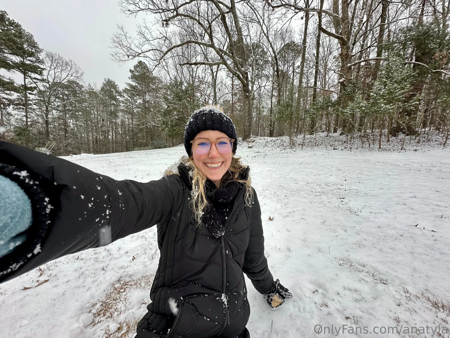 It s been yearsssss but i finally got a snow day i m so happy if there part 1 