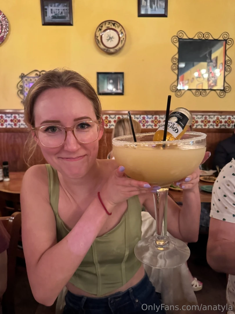 Hiiiii i m back from my st paddy s day trip and yall are not going to part 2 