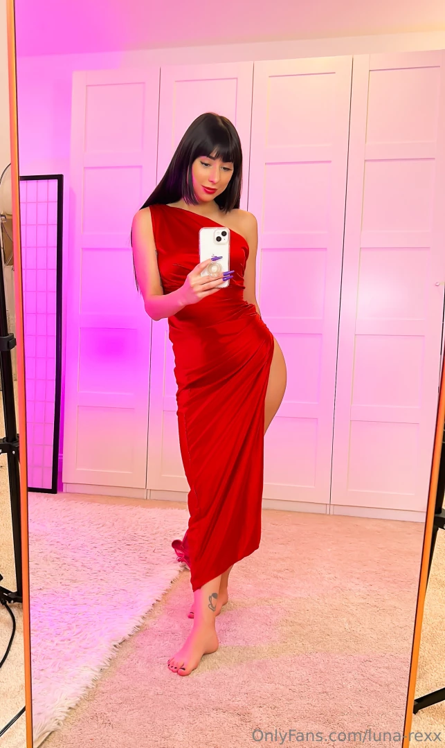 Do you like this dress lunarexx 