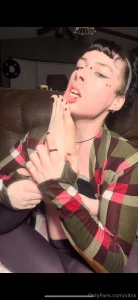 Bossy brunette makes out with her sweaty feet part 1