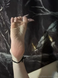 Who wanna watch me worship them part 1