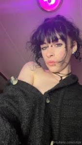 Here are your instructions this is my first ever joi vid