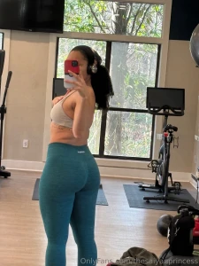 I love taking the hoodie off and revealing what s underneath lol part 2