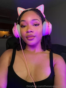 Hey babes i know i ve been gone i have a lot of things going on plus i