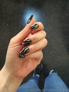 Just got a haircut and my acrylic nails done and of course i would part 3