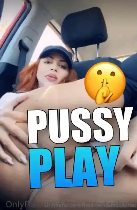 Horny af in a grocery store parking lot i was waiting for my friend to 