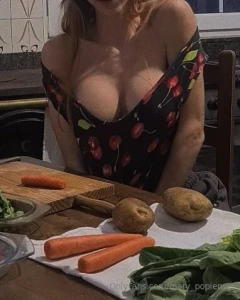 Me acompa as a preparar la cenita tengo hambre will you join me in part 1