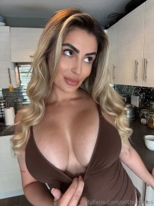 If you ve got something to say say it to my cleavage