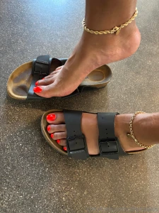 Would you put your nose on the toe prints