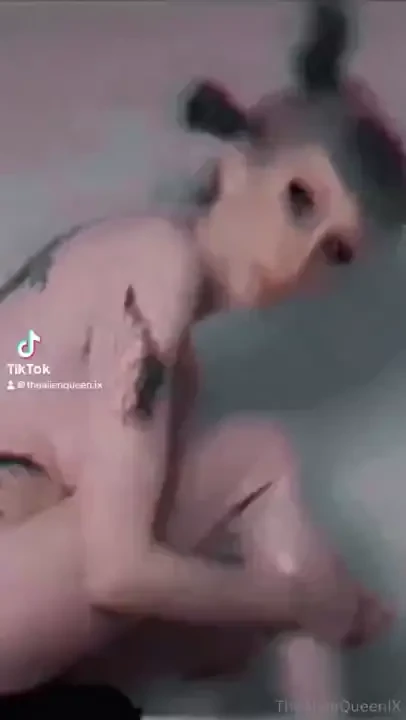 Lick me please don t forget to tip your pussy tender 