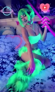 Subscribe to my hotttt girlfriends page amethyst_skye