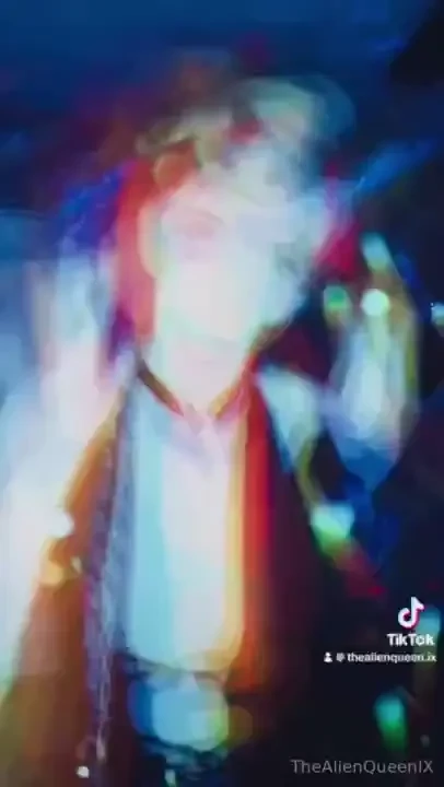 Go down down down downnnnn lack of sex will have you mad at stupid 