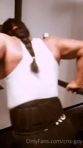 I train my arms to the full maximum hard and big