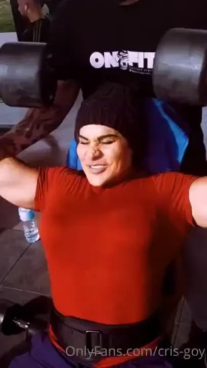 My saturday workout i was lifting more weight than my friends hehe 