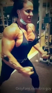 Training chest and arms in 6 tough months of covid tough year of