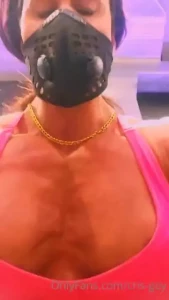 Training chest loves