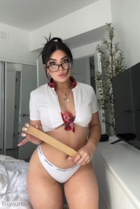 Do i look hot in this babe send a pic of your dicks reaction part 11