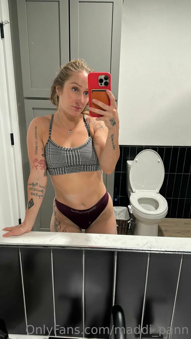 Sooo tempting to workout in just this gotta let that breathe you know 