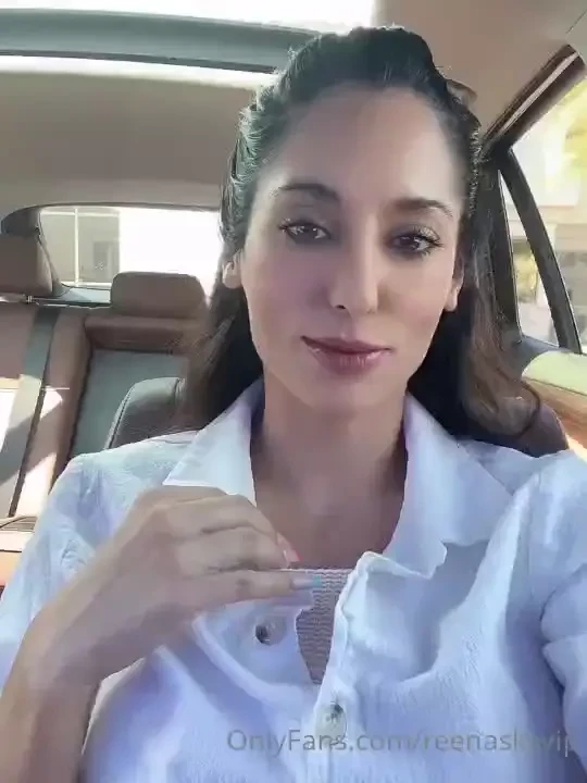 Boob reveal coming soon 