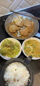 We are sunday and my friend decides to cook for us it was very good