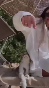 At first i thought to cut the video and post 5 seconds then i changed