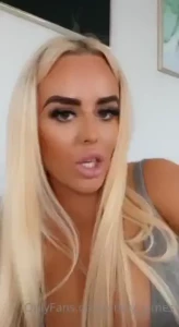 Snap chat is now live do you want to sext or video call baby let me