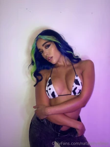 My really special friend candicecosplays is sending out a free vid to