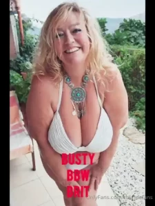 6 months free vip with british bbw milf with crazy curves https