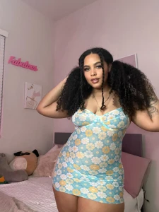 Do i look cute in this outfit part 12