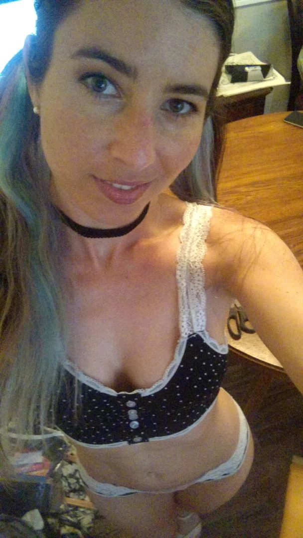 A little bts from today s shoot for agatha delicious thanks to 