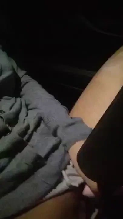 Last night fapping in the car 