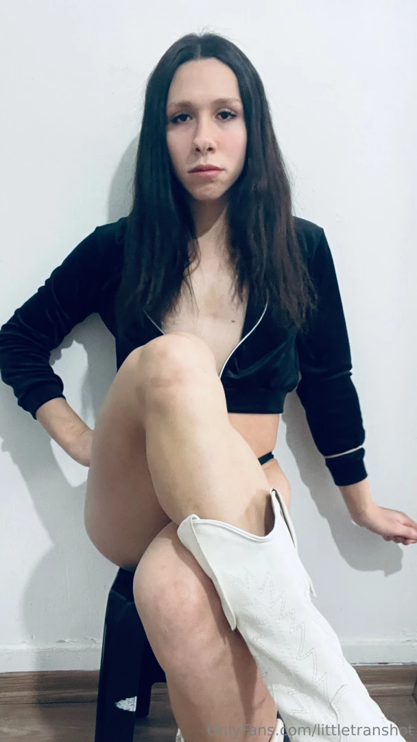 Are you a boy who likes to see me in boots 