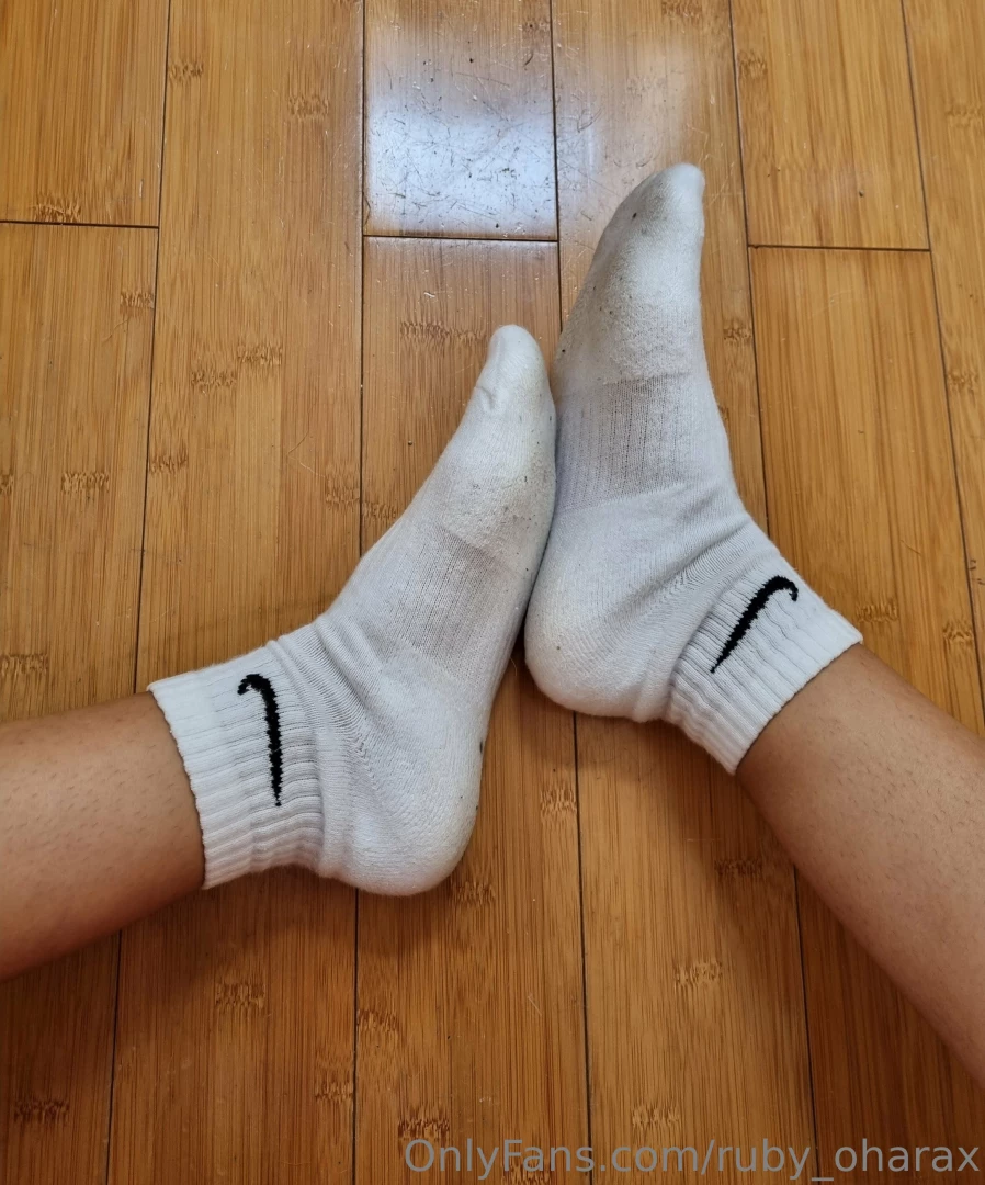 Selling my nike sports socks which i ve worn to the gym for 50 