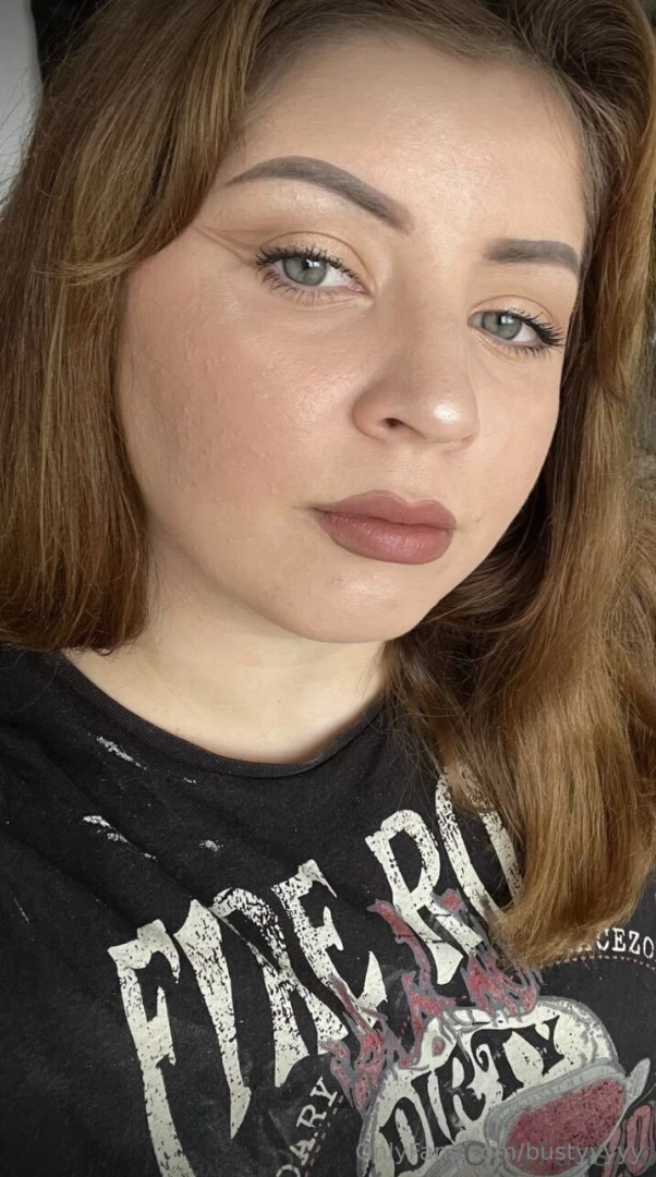 Let me distract you goldenlilyy cute girl goldenlilyy loves to with part 27 