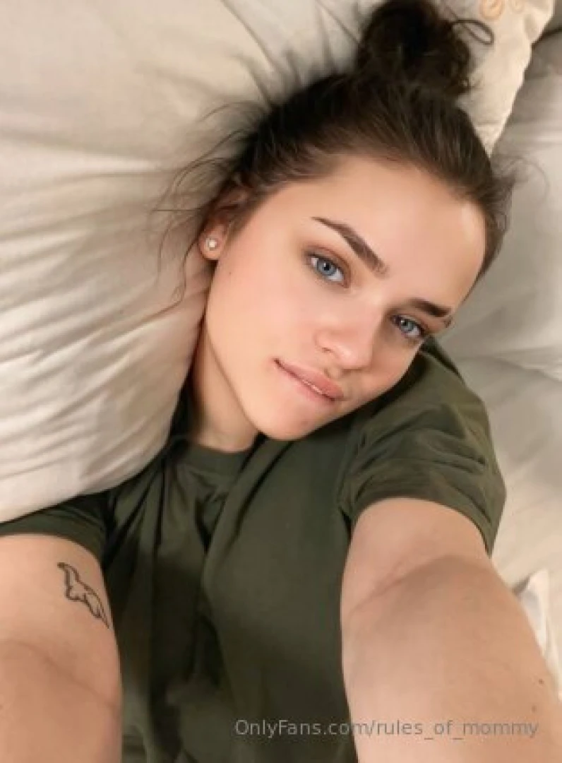 Your favorite girl next door adriana_soul adriana_soul shy girl with a part 72 