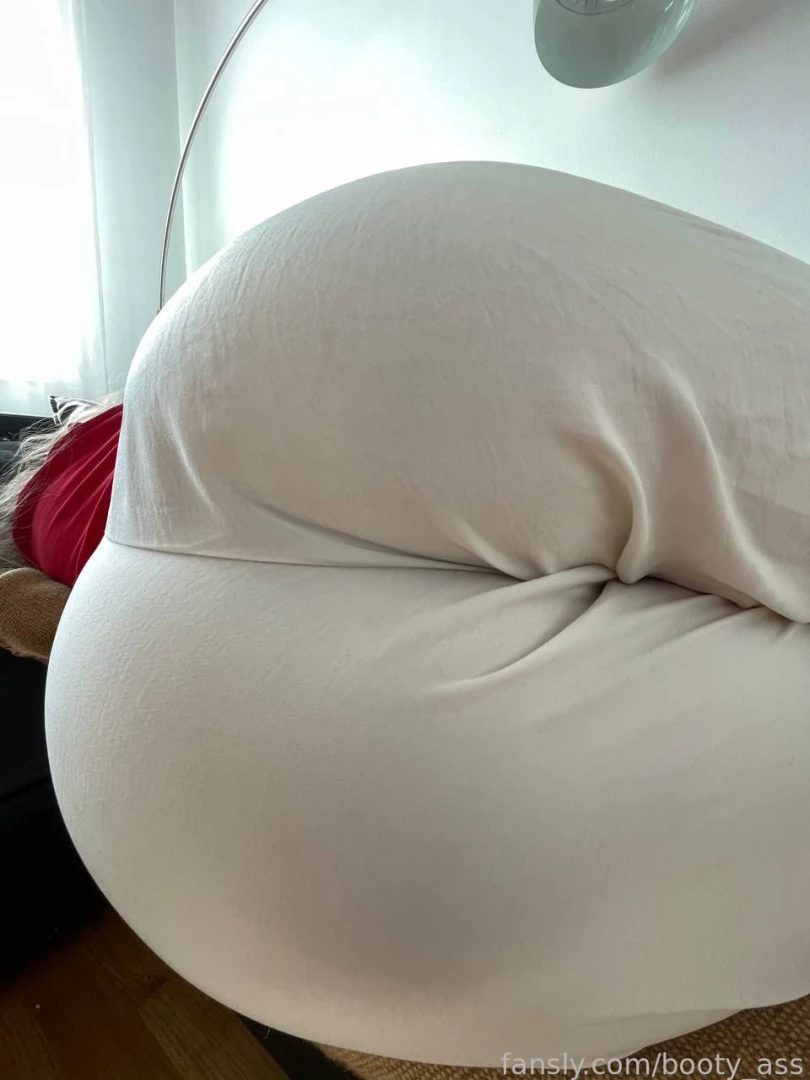 Big ass in white pants part 6 