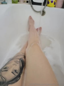 New feet i love looking at feet in the bath what do you say