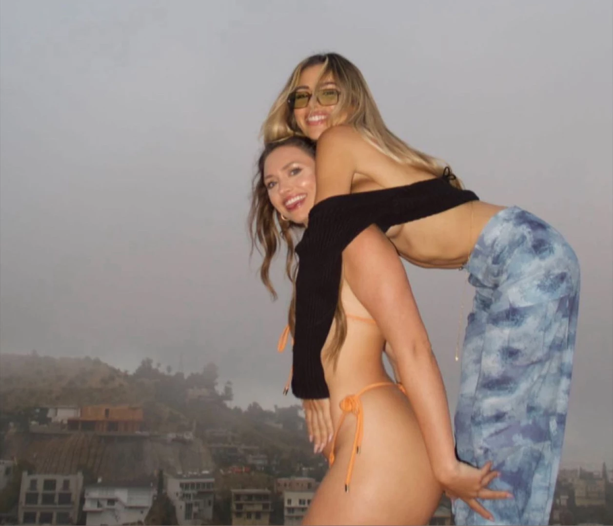 We are back live tonight 9 30 pm pst 