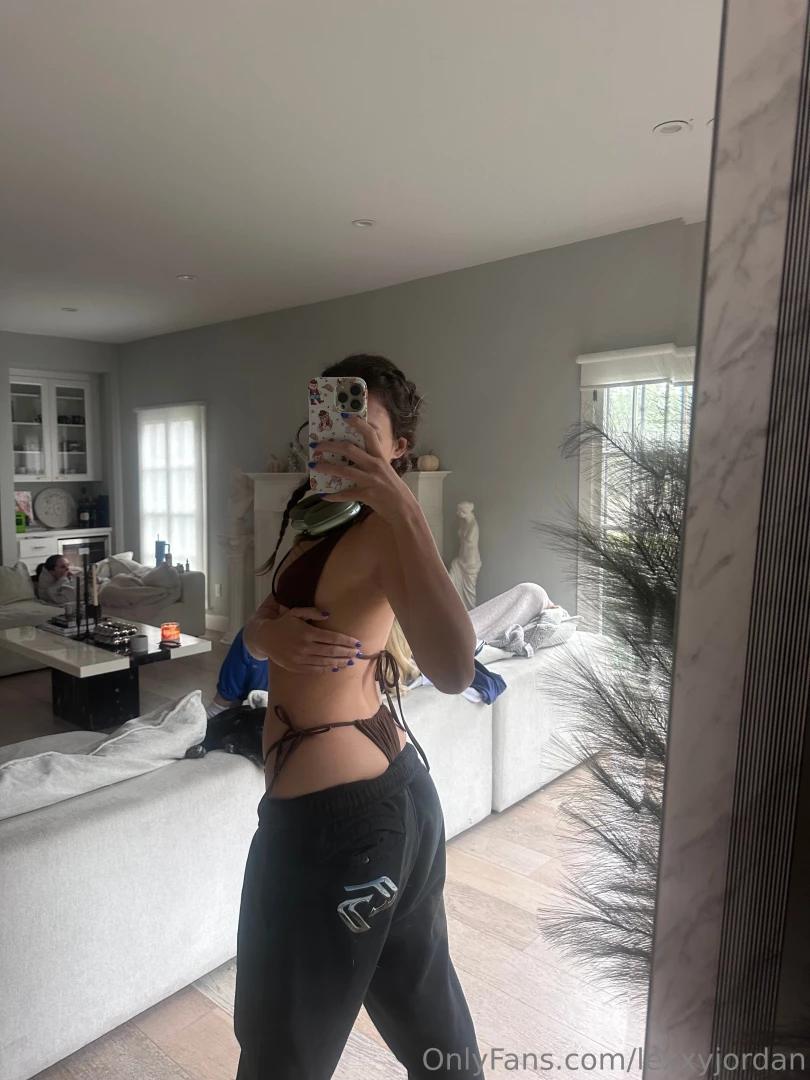 Live stream tonight 8 30 pm pst 