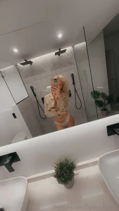 God morgen fra sengen aktiv i chatten p julianylandvip