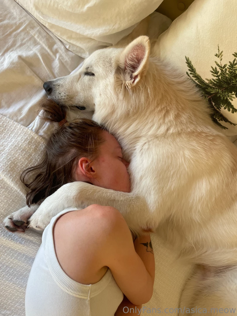 My usual morning always looks like this it s so hard to get up early 