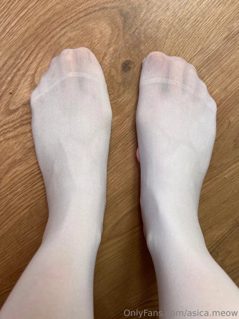 Foot tease photo drop which one are you 