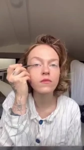 I m sharing with you how i created a marilyn monroe-inspired look