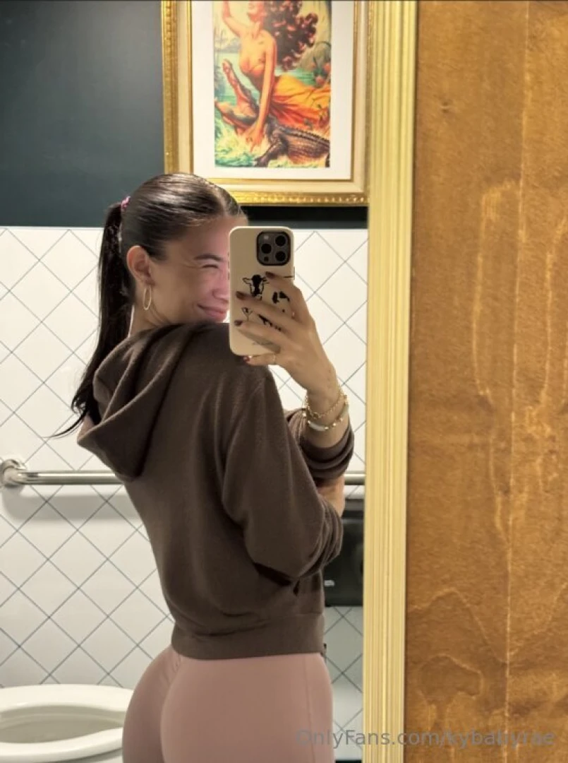 Rare photo of me acting cute 