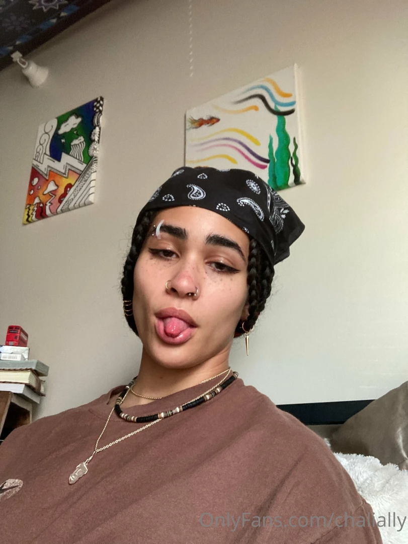 Thinking about taking some requests send me a dm 