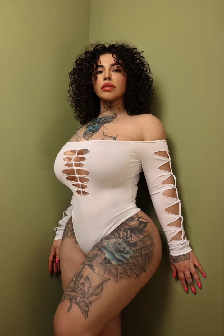 I could be yours tonight 