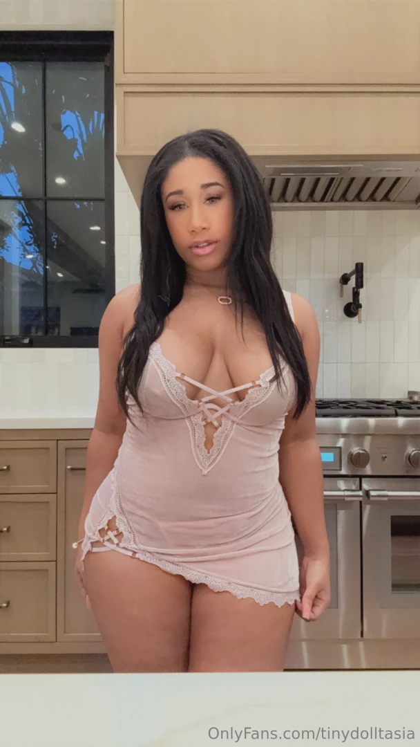 This dress would look better on the floor part 1 