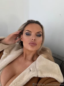 It s getting kind of late but you know what it s the weekend and i m part 1